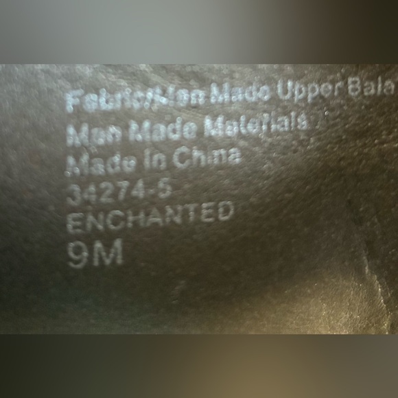 Enchanted Two-Tone Suede Open-Toe Ankle Bootie Heels | Size 9M - Picture 6 of 6